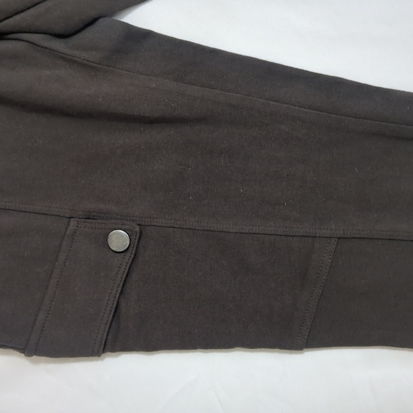 Express Zippered Pocket Leggings, Color Green Size M - Picture 3 of 13